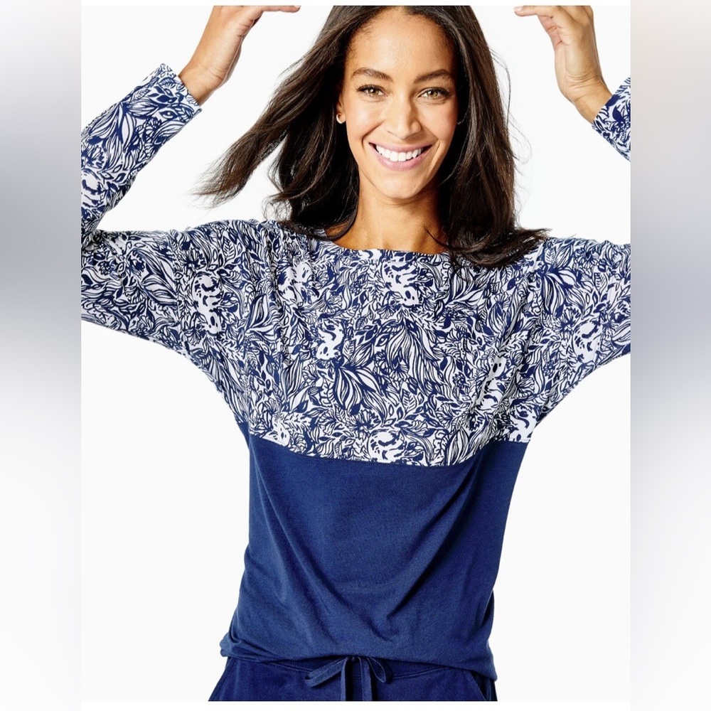 Lilly Pulitzer Finn Long Sleeve Top in High Tide Navy Gday Mate Size M